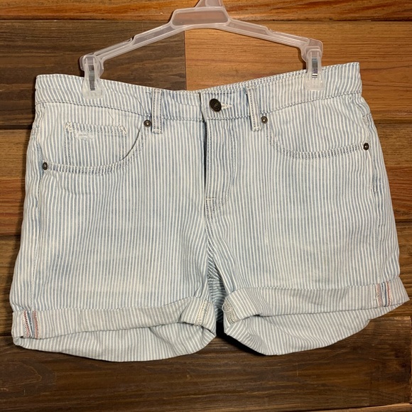 H&M shorts - Picture 1 of 4